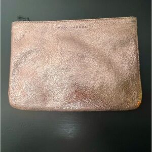 Marc Jacobs Crackled Leather Pouch in Metallic Rose